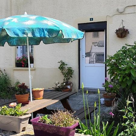 Chez Merlyn Locarn Bagian luar foto